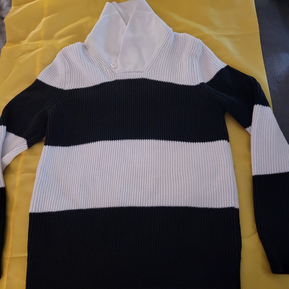 EXPRESS Men's Pullover Sweater  Size Medium